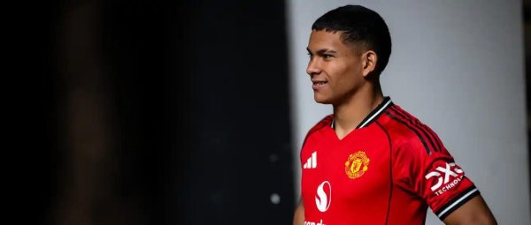 众团优配 曼联官方：新援迭戈-莱昂将身穿球衣的30号球衣